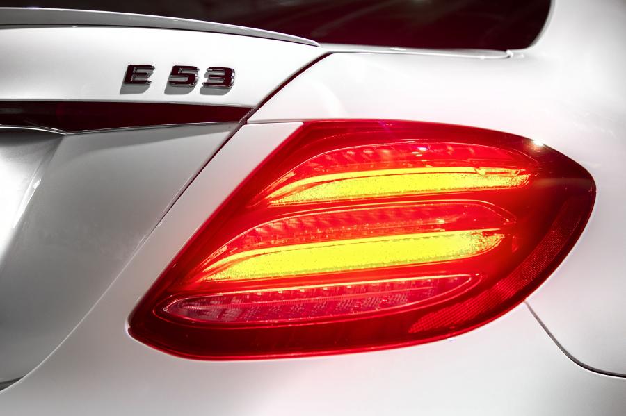 Детали экстерьера Mercedes-AMG E53 4Matic+ 2018 года  (NA) (фото 38 из 40)